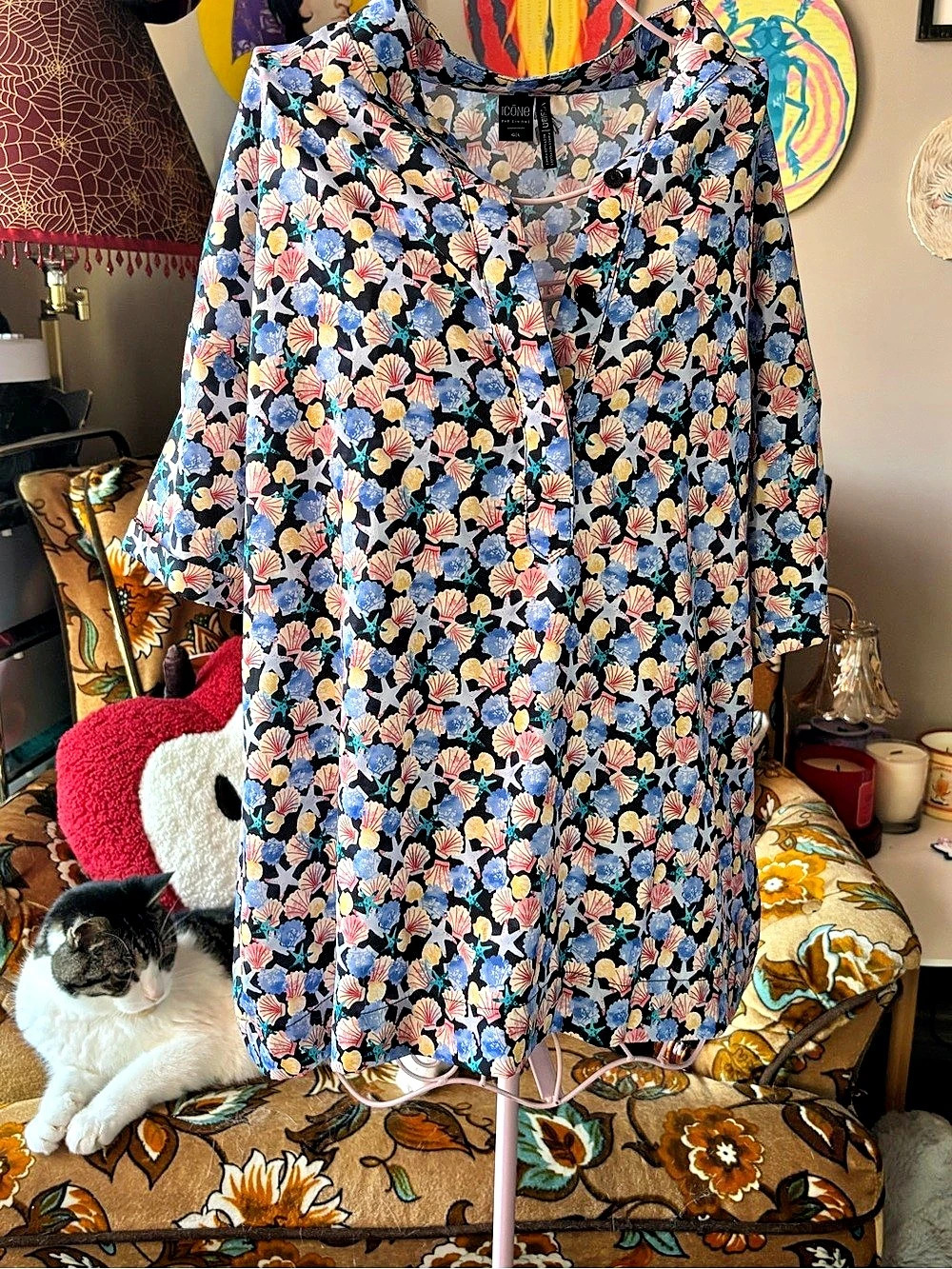 Icône Geometric pattern Johnny collar loose blouse Midi Dress Black & Pink Large